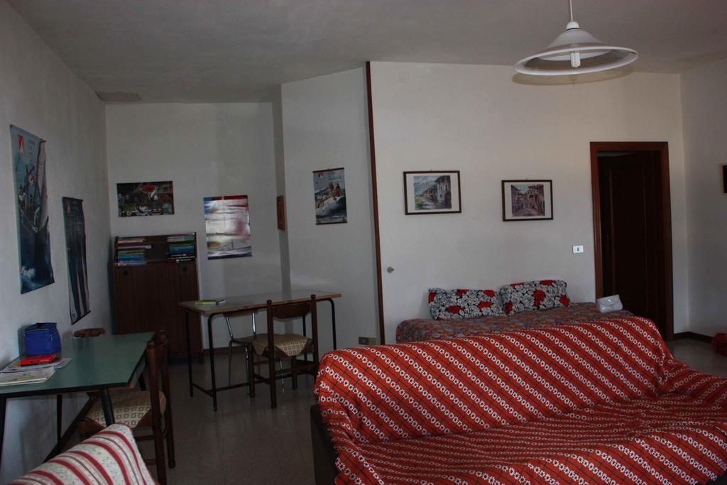 Appartamenti Salusai Trinità dʼAgultu Chambre photo