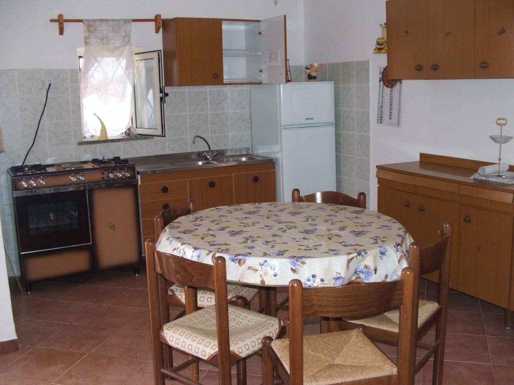 Appartamenti Salusai Trinità dʼAgultu Chambre photo
