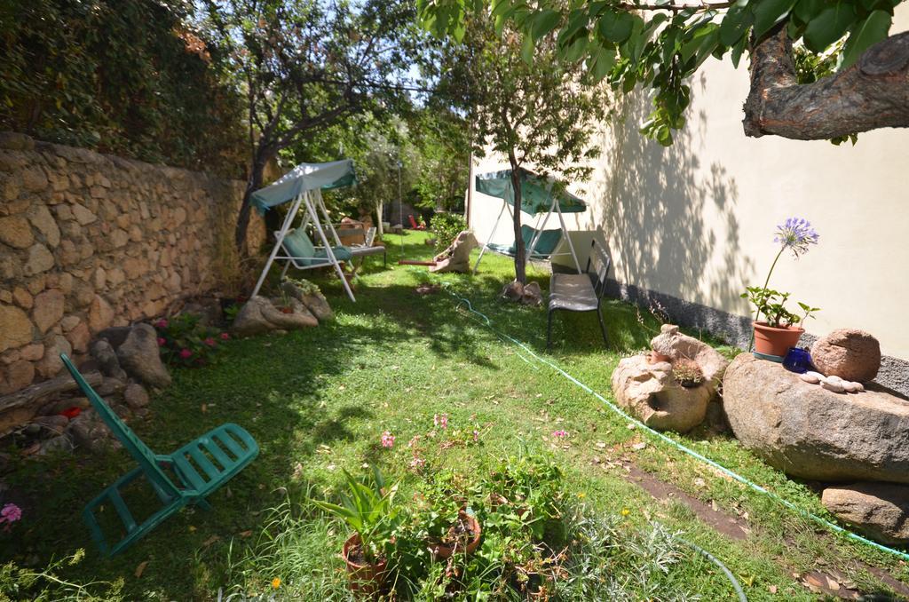 Appartamenti Salusai Trinità dʼAgultu Extérieur photo